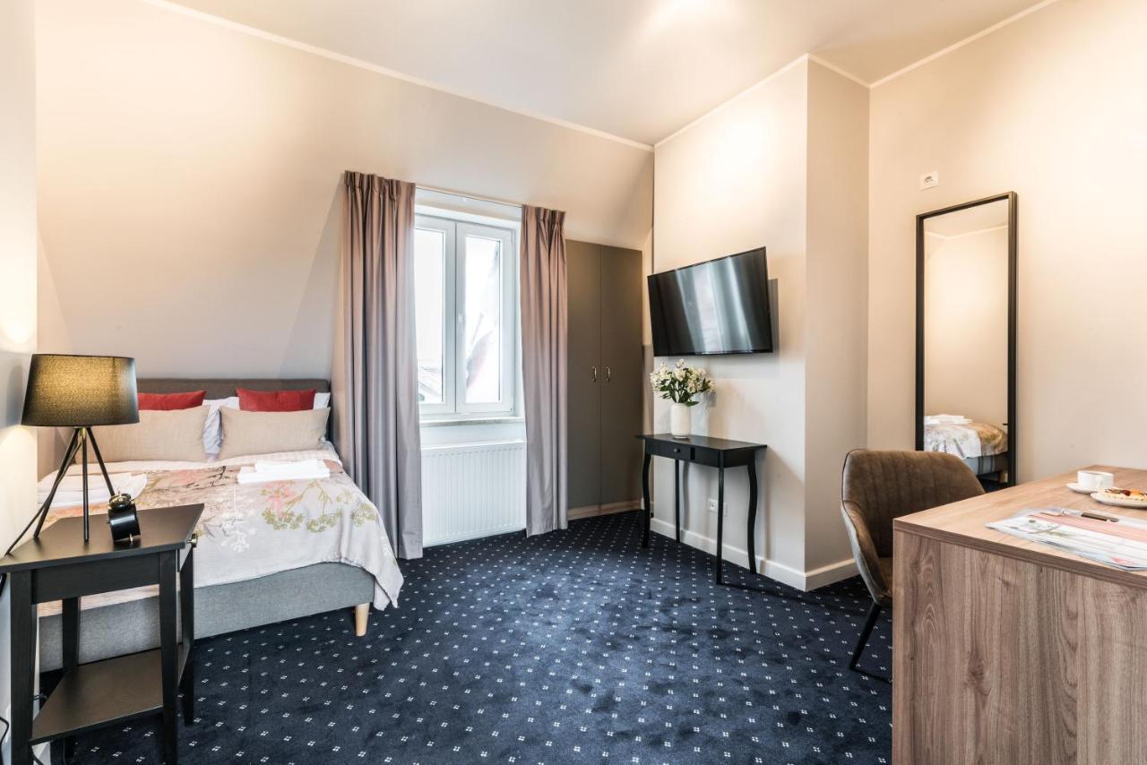 Serenity Aparthotels - Old Town Poznan By Friendly Apartments Buitenkant foto